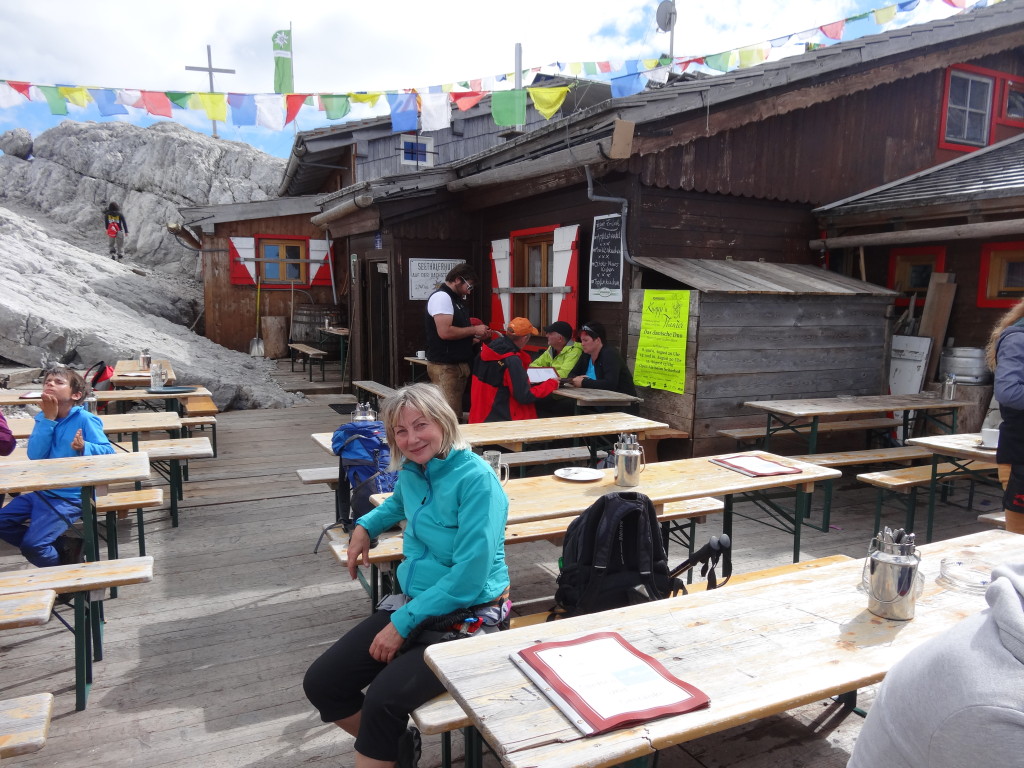 Die urige kleine Seethaler-Hütte, eine Alpenvereins-Hütte am Ausstieg des "Johann"
